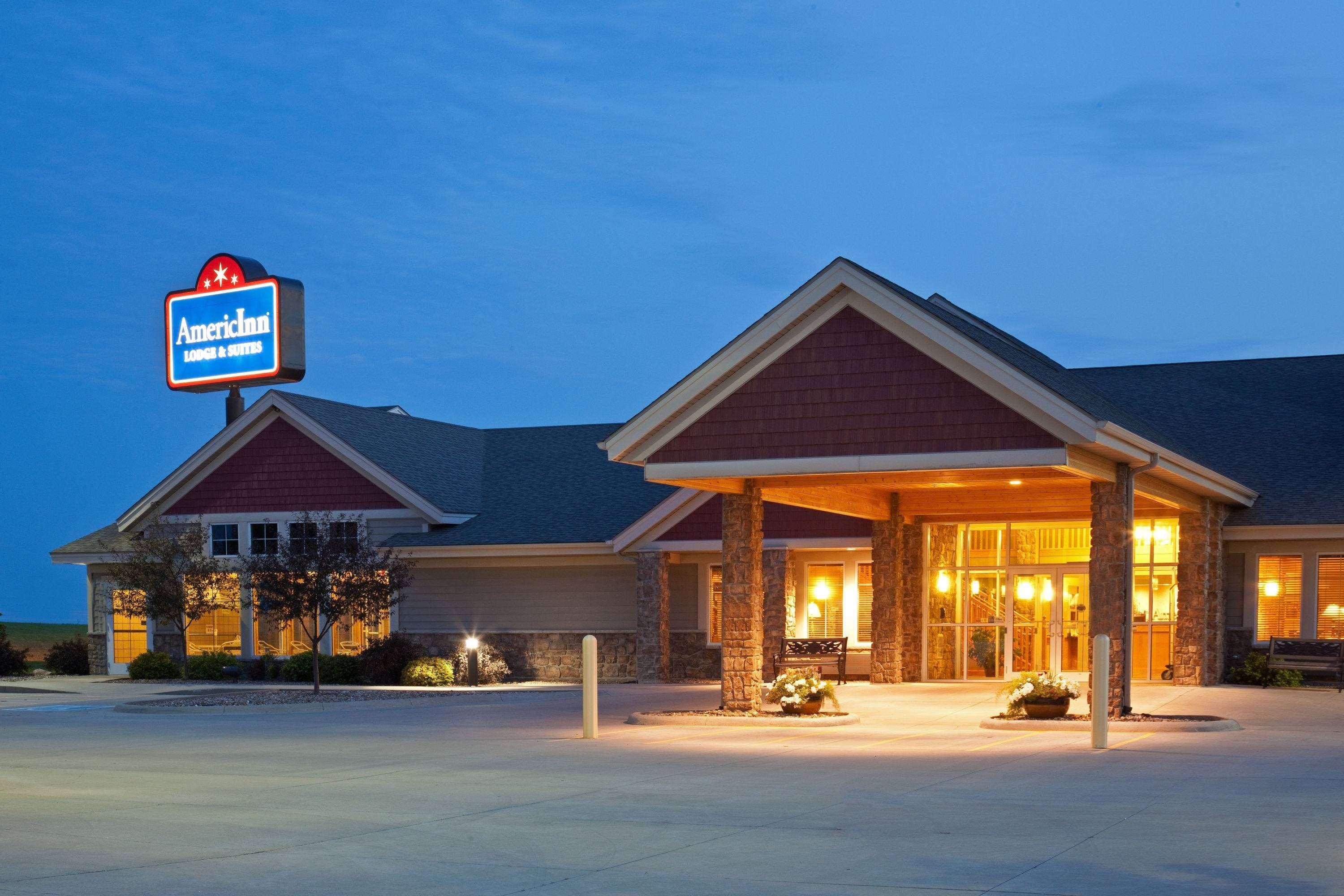 Americinn By Wyndham Hotel